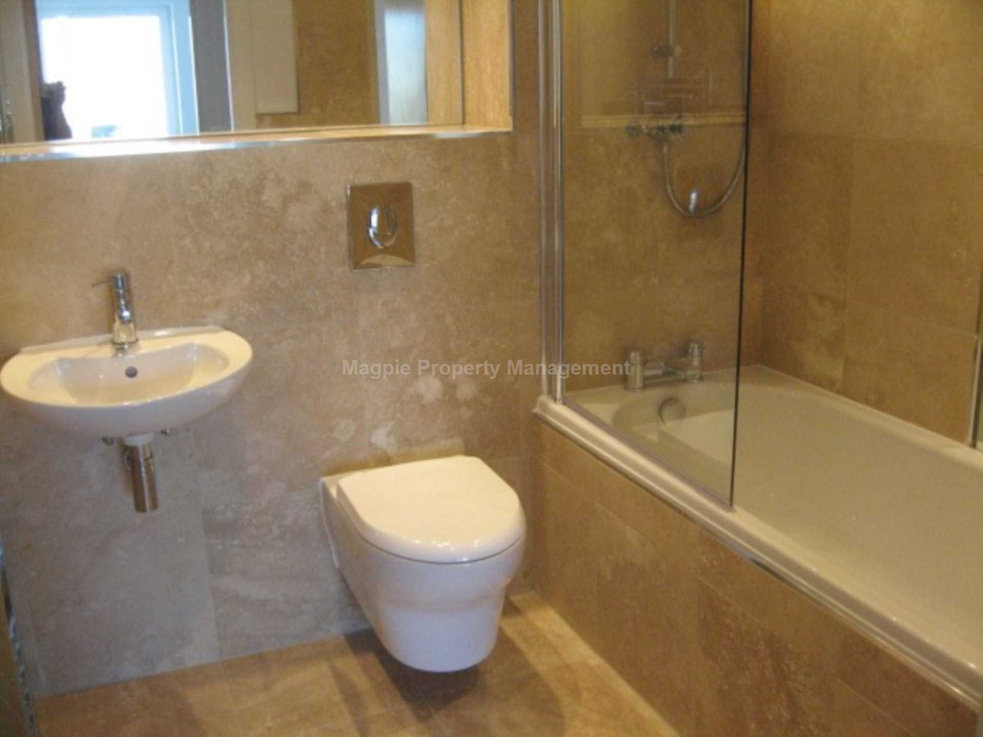 Flat Dovehouse Close in Huntingdonshire