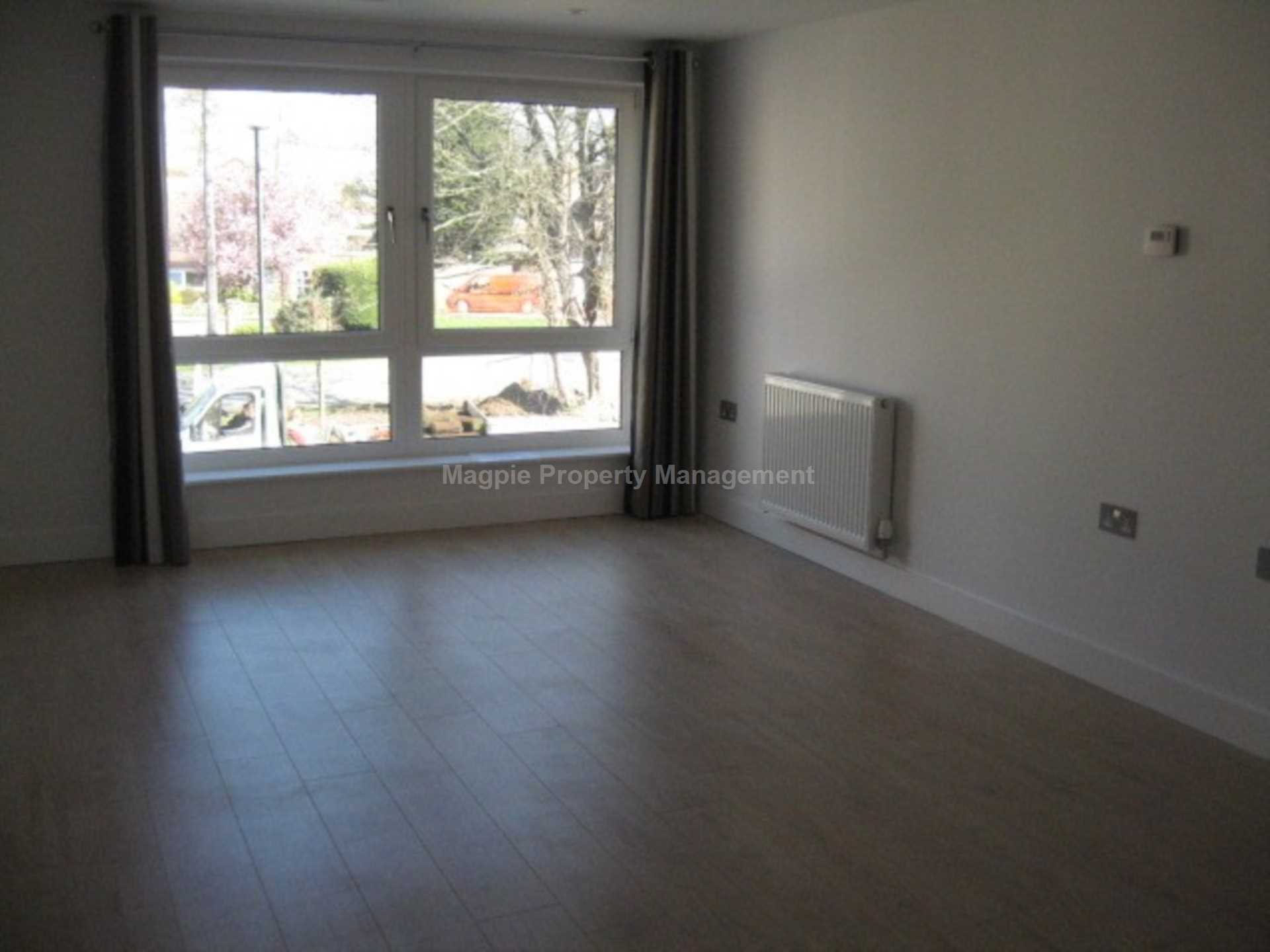 Flat Dovehouse Close in Huntingdonshire