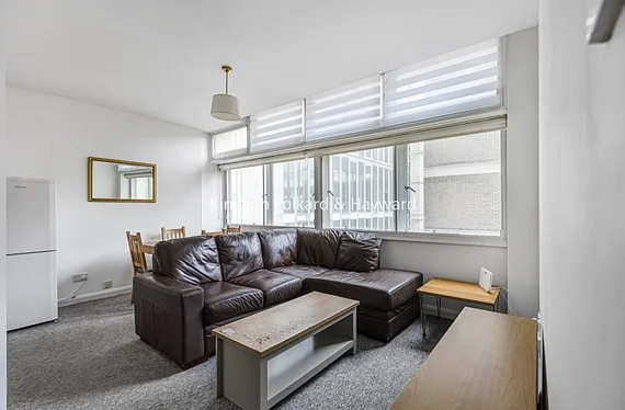 Flat Rockingham Street in Greater London