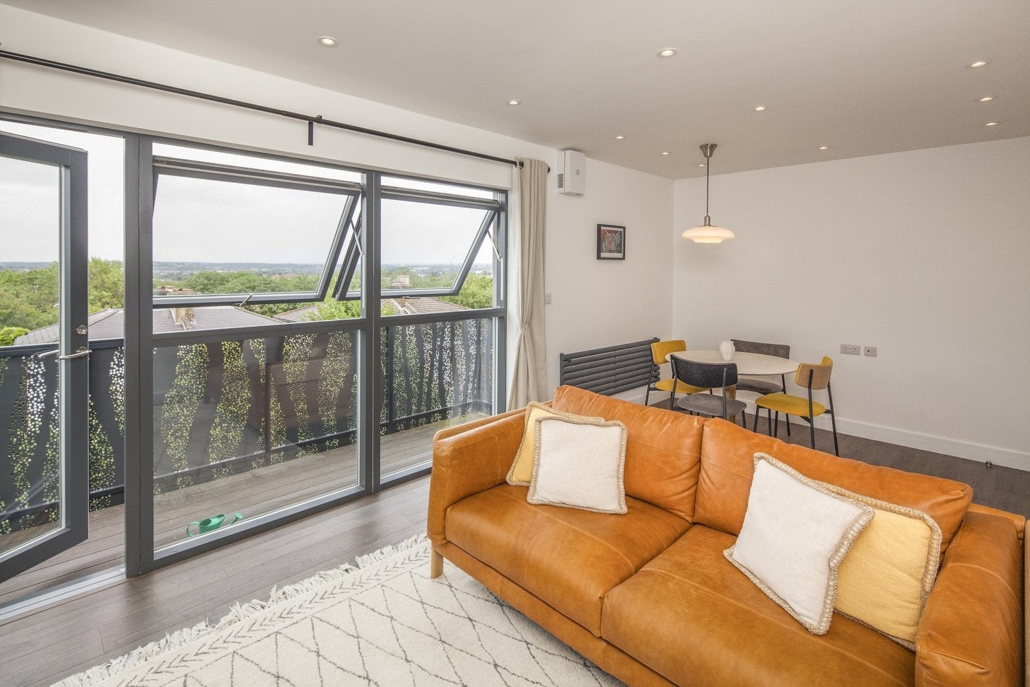 Flat Stanstead Road in Greater London