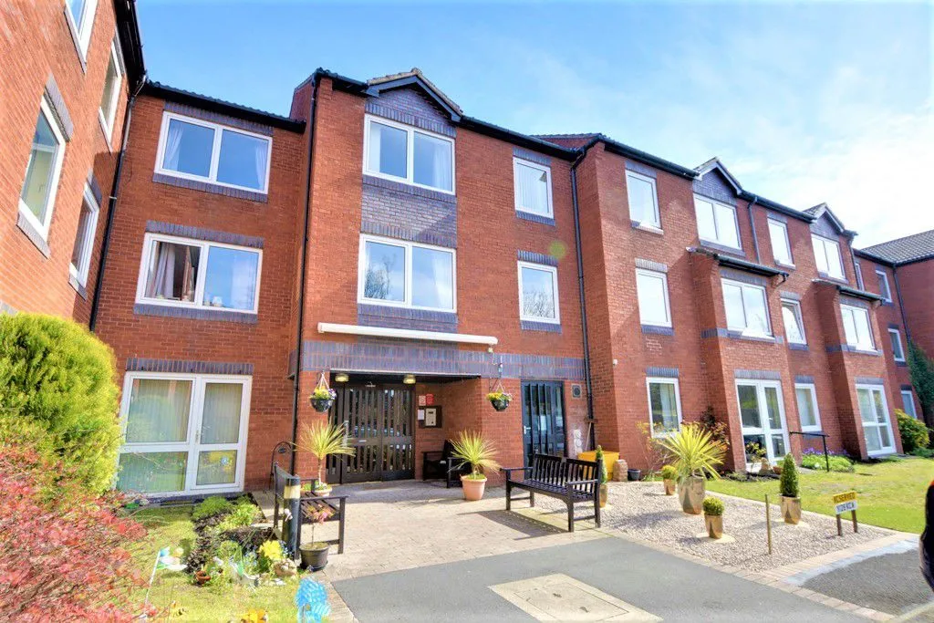 Flat Park Road in Southport