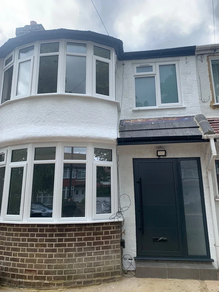 House Thames Avenue in Greater London