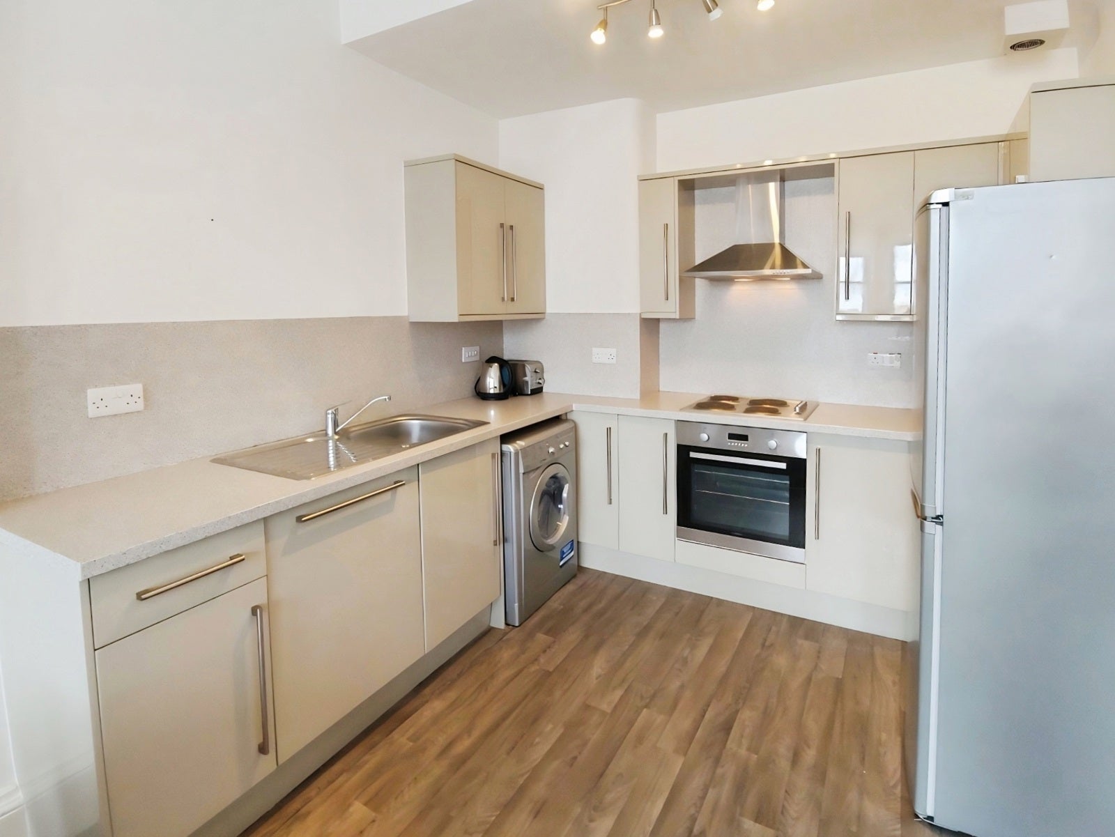 Flat Morningside Road in City of Edinburgh