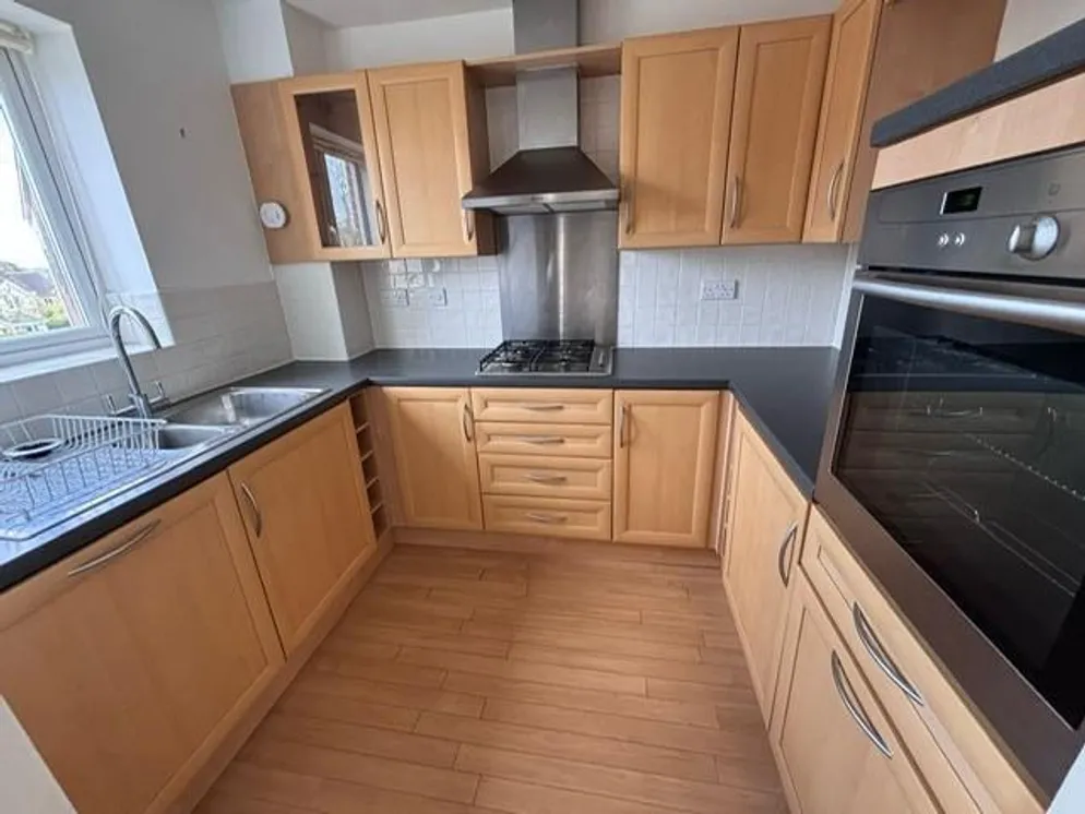 House Davies Close in Harborough