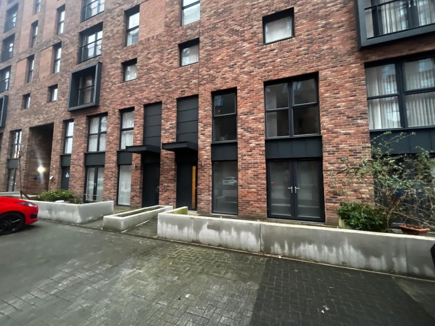 Flat Ordsall Lane in Salford