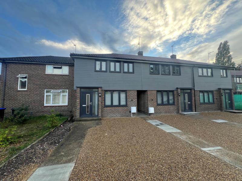 House Spencer Close in Woking