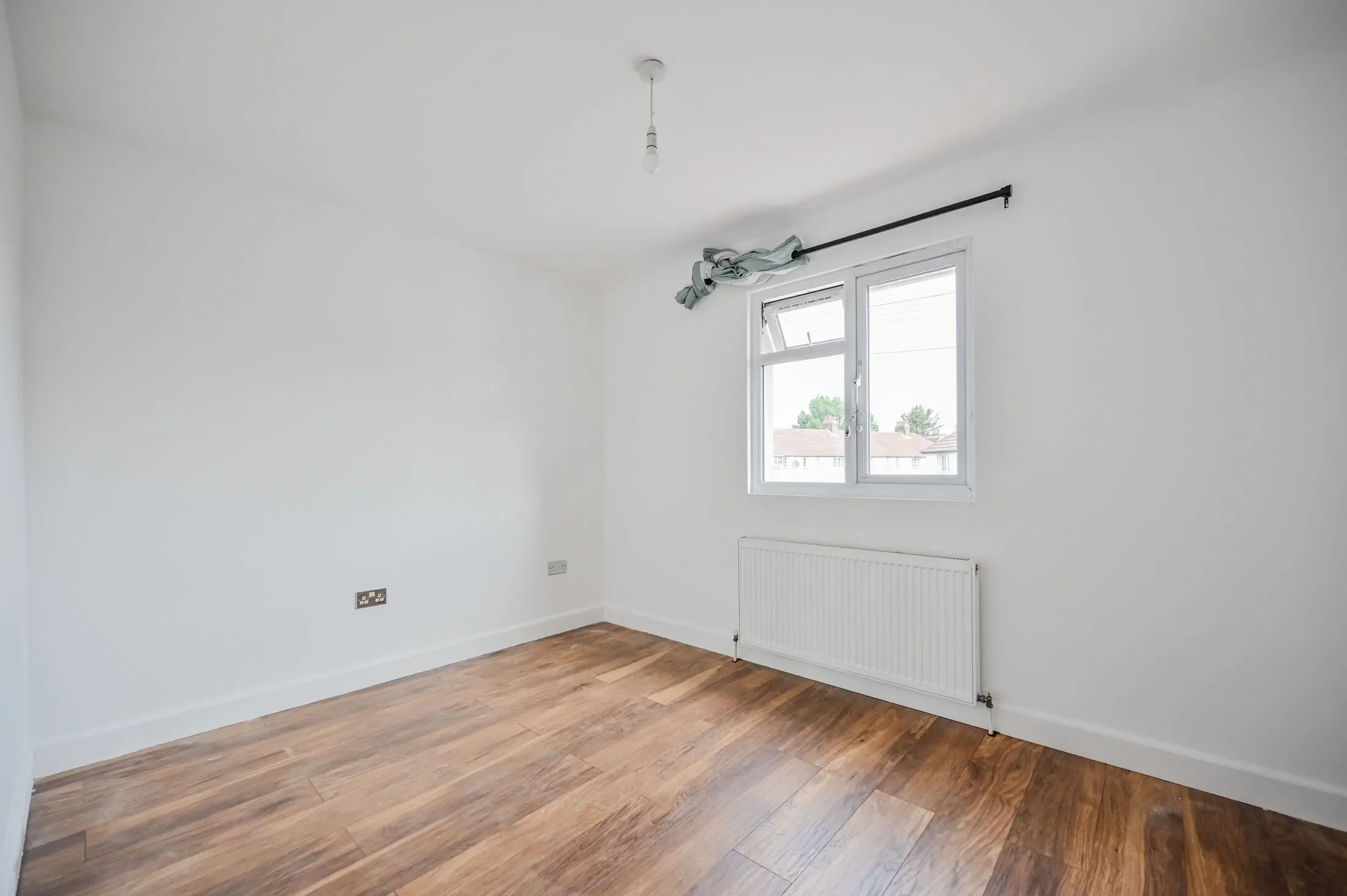 House Courtman Road in Greater London