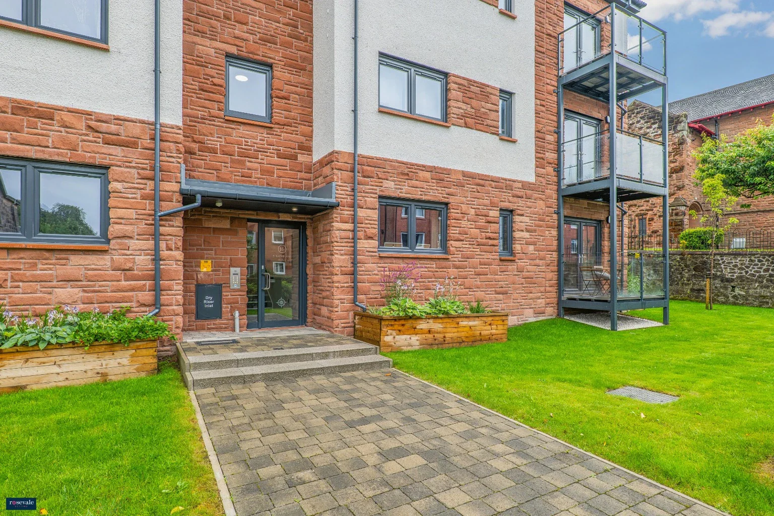 Flat Strathblane Road in Milngavie