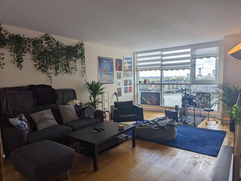 Room Westferry Circus in Greater London