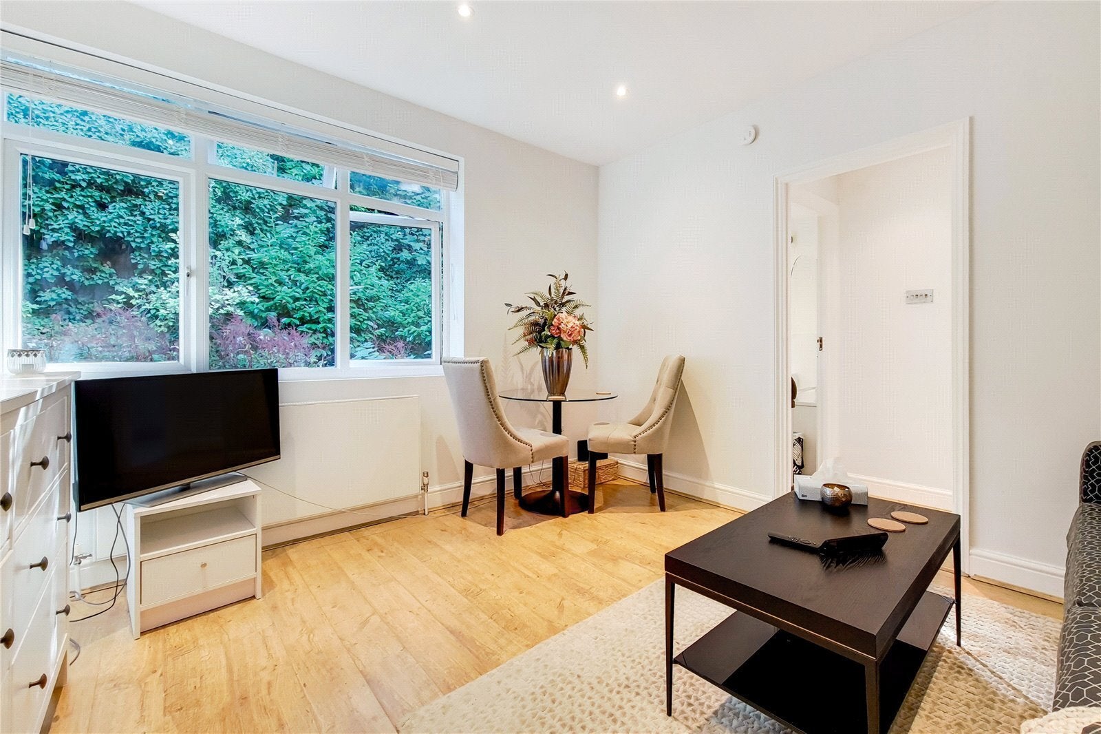 Flat Langland Gardens in Greater London