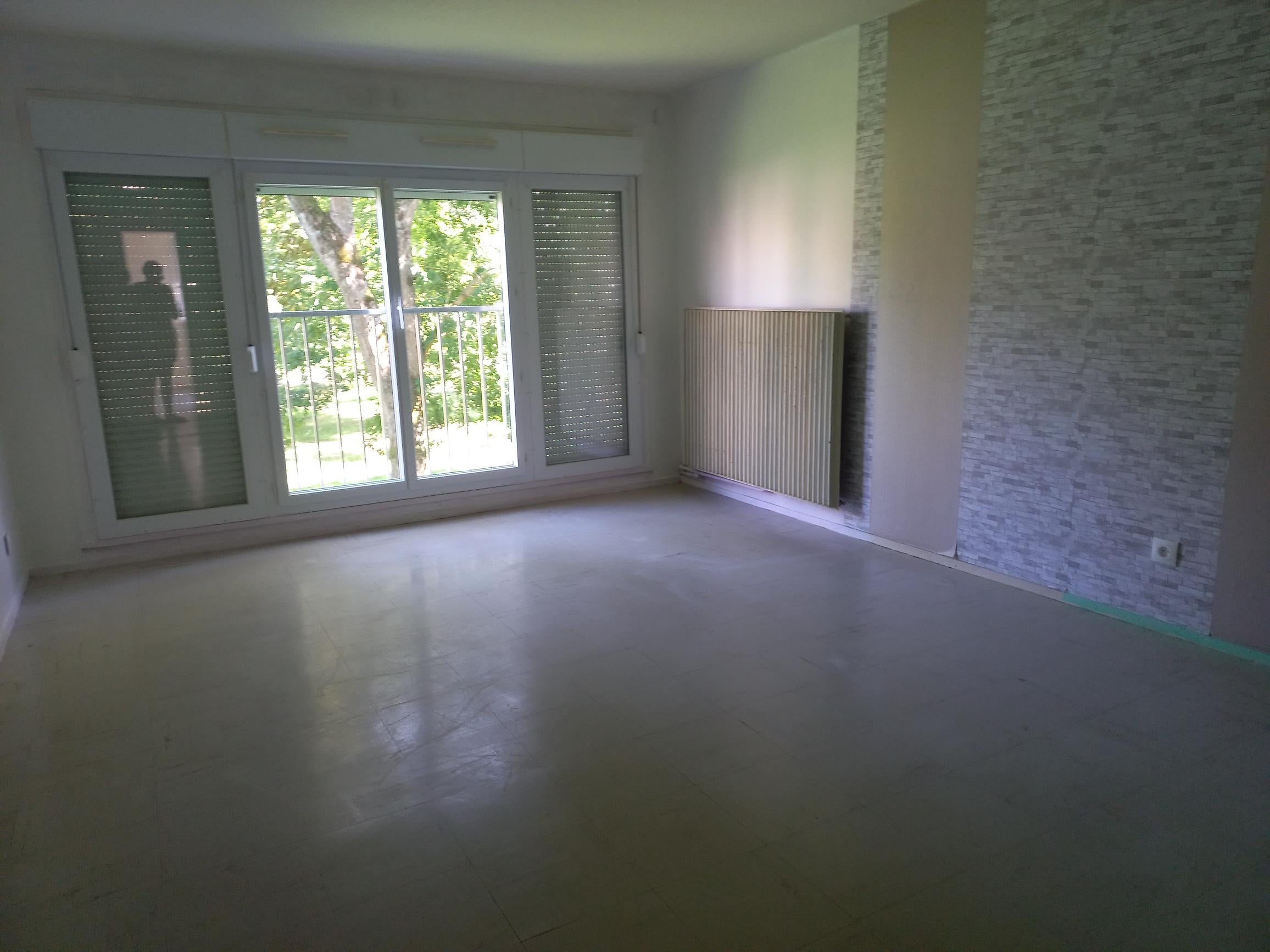 Flat Rue du 8 Mai in Entrains-sur-Nohain