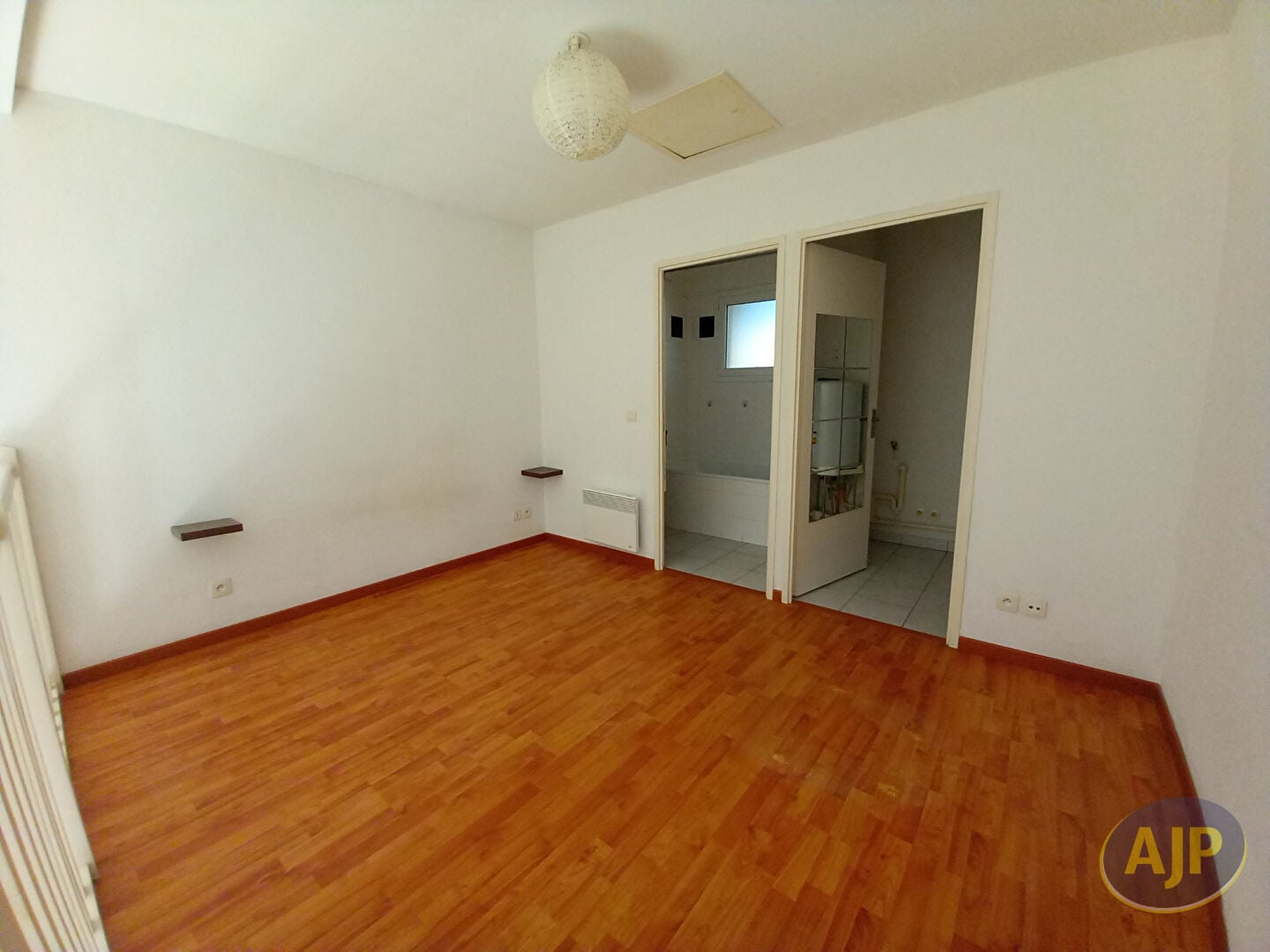 Appartement Route Solaire à Mayac