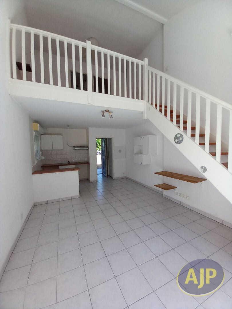 Appartement Route Solaire à Mayac