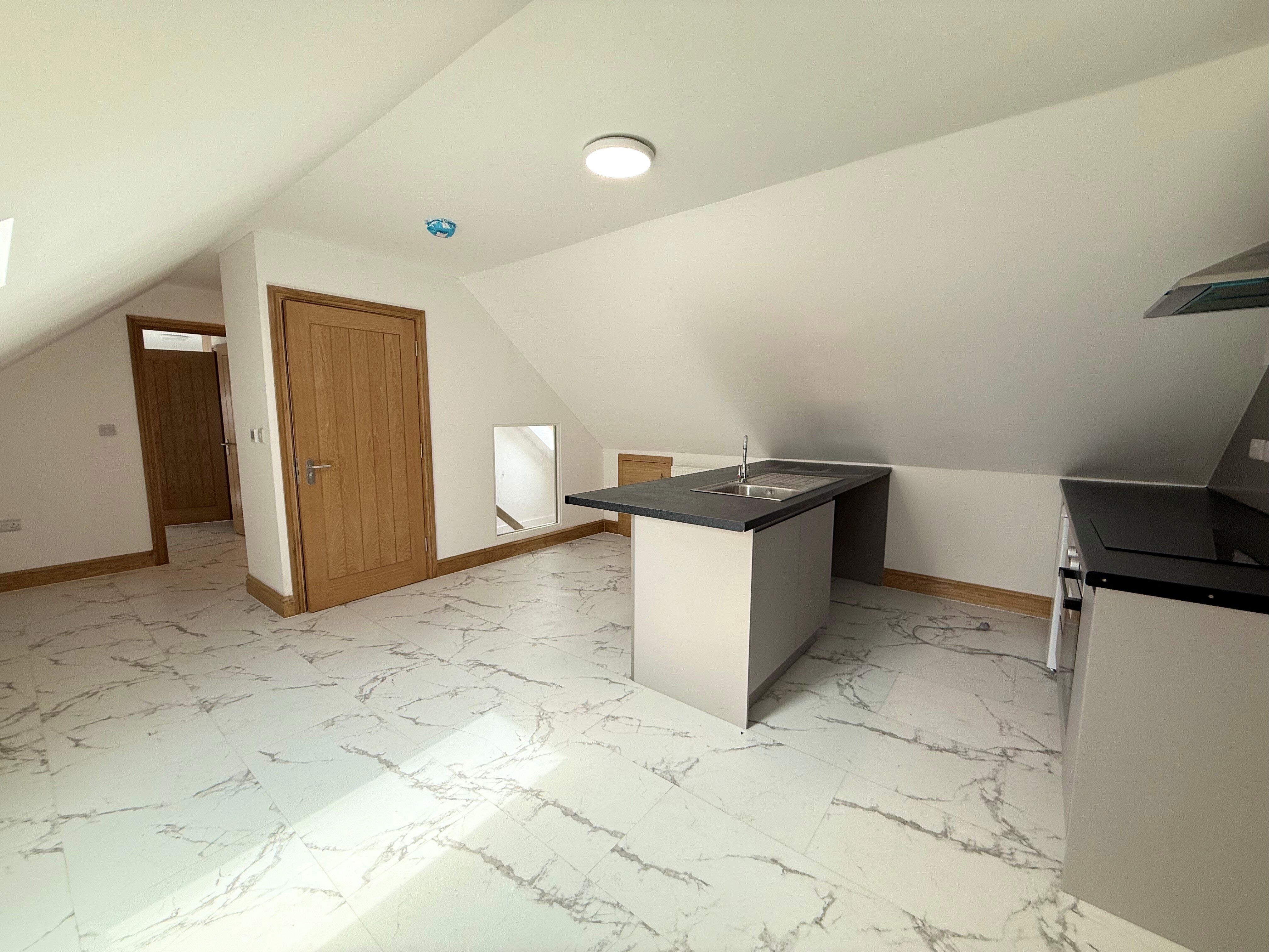 Flat Sandy Lane in Warwick