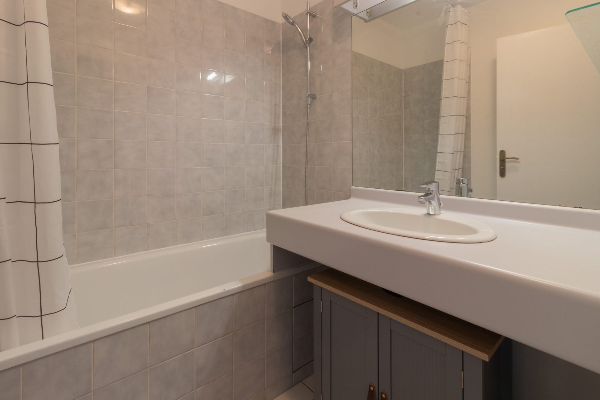 Appartement Cours Saint-Louis à Bordeaux
