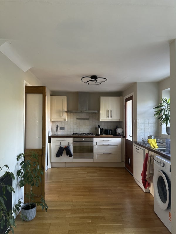 Room Holders Walk in Long Ashton