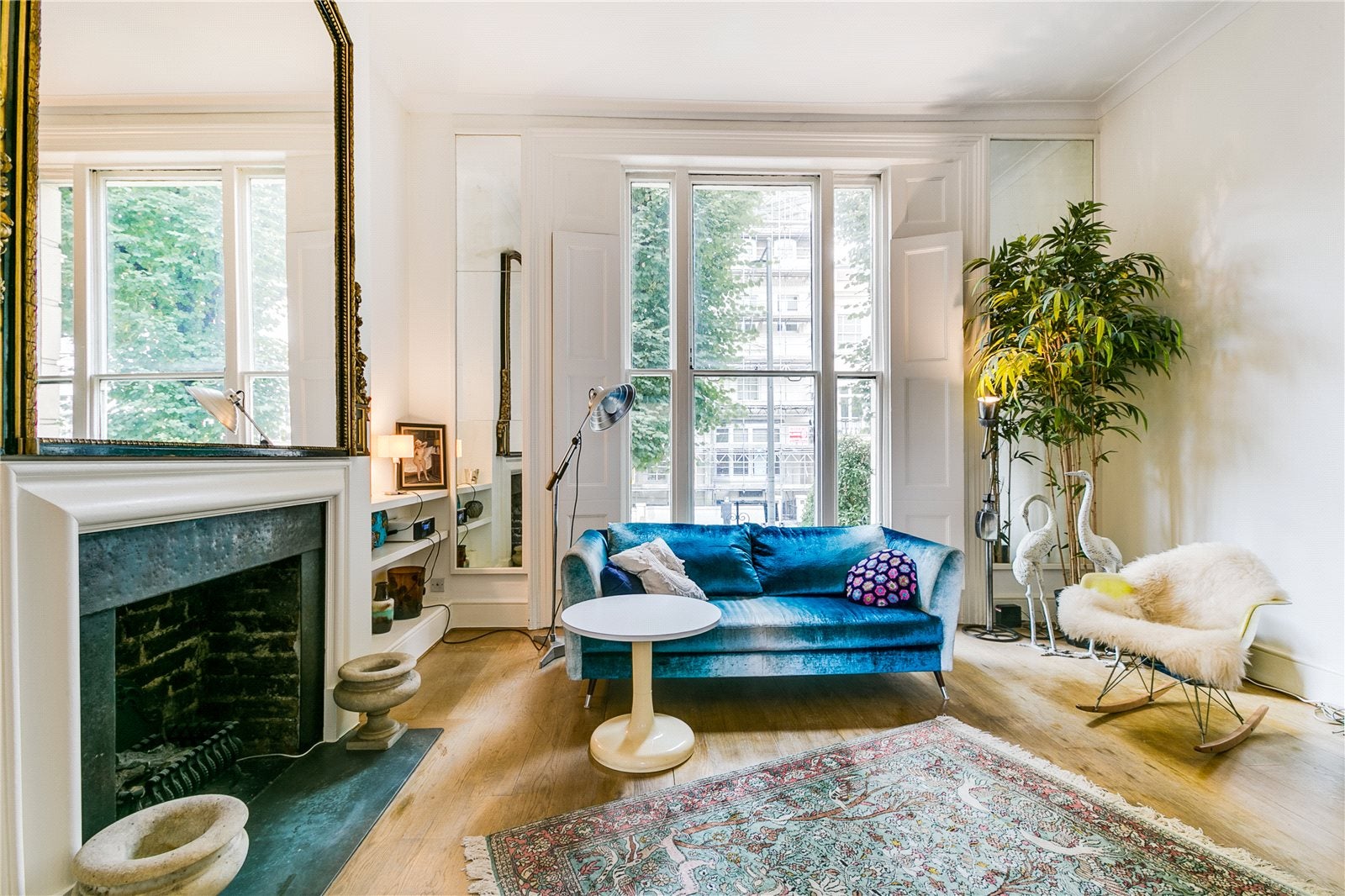 Flat Pembridge Villas in Greater London