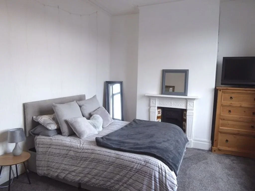 Room Oxford Street in Barrow-in-Furness