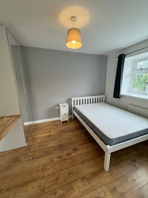 Room St. Margaret's Road in Royal Leamington Spa