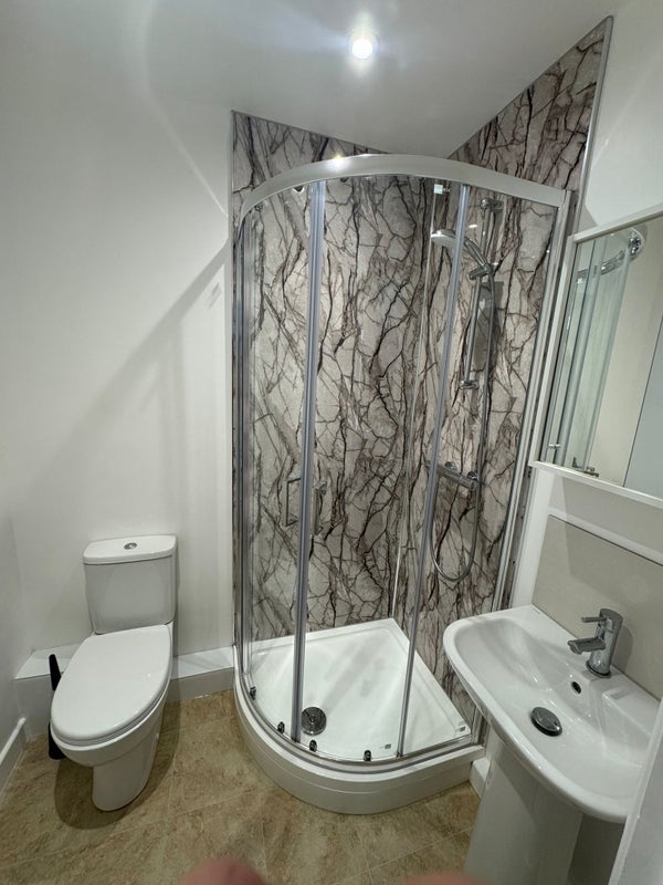 Room St. Margaret's Road in Royal Leamington Spa