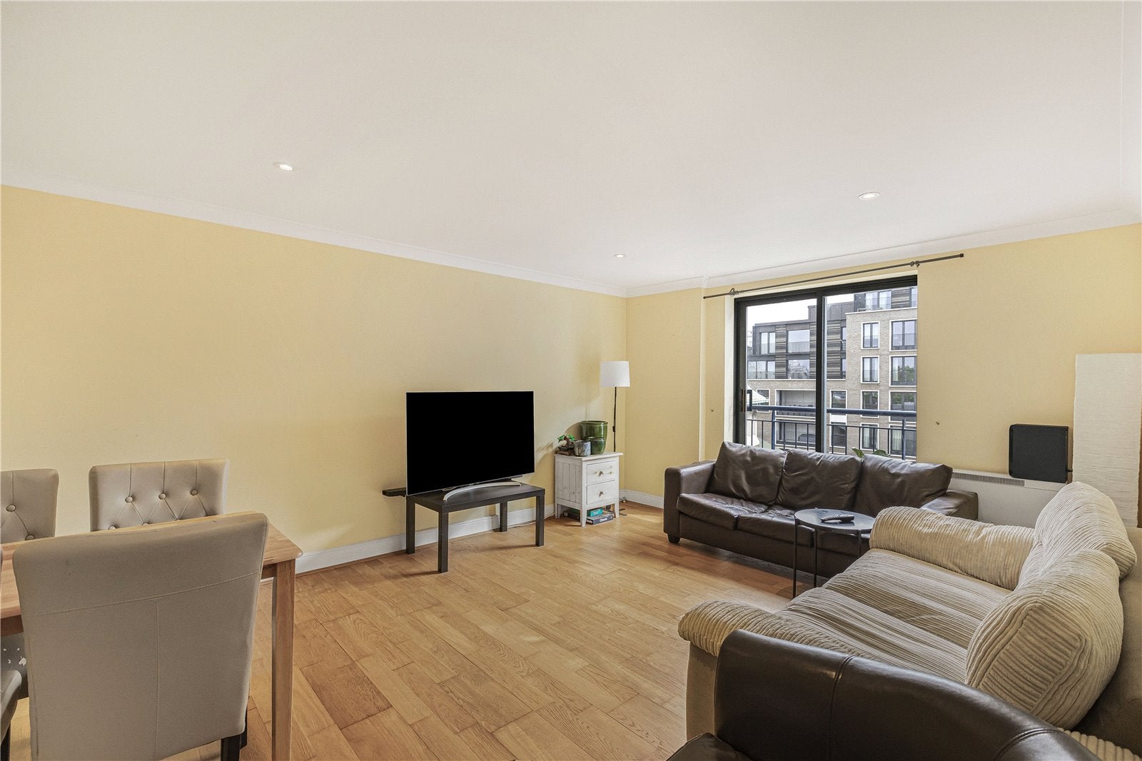 Flat Bridgewater Square in City of London