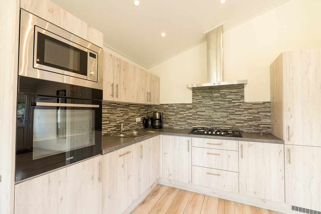 Vrijstaande woning te koop: Parkweg 2V210, Hellevoetsluis