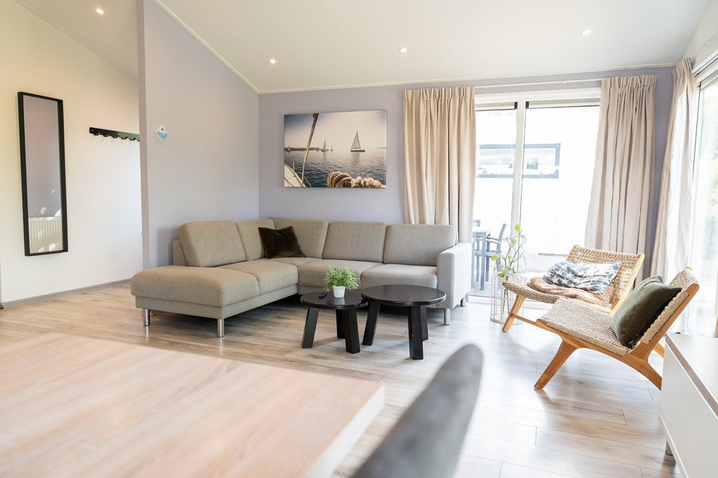 Vrijstaande woning te koop: Parkweg 2V210, Hellevoetsluis