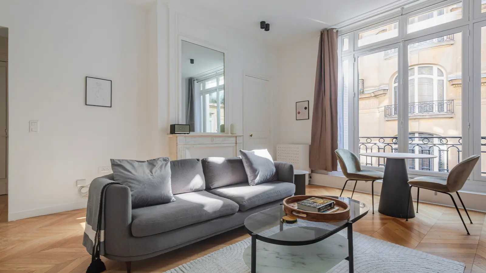 Appartement Rue de Longchamp à Paris