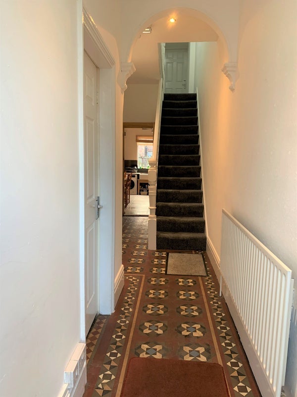 Room Ebers Road in Nottingham
