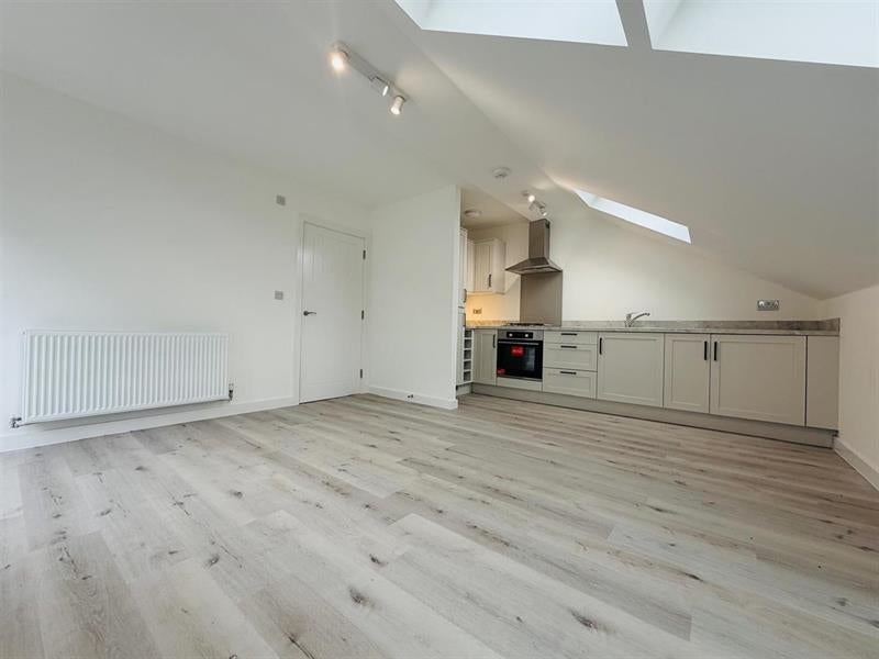 Flat Ward Drive in Prestwich