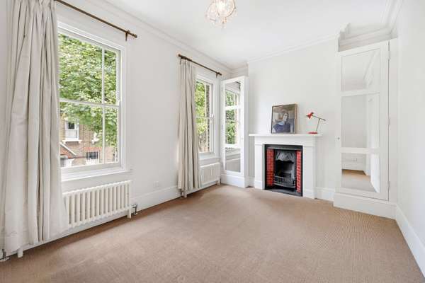 House Elsley Road in Greater London