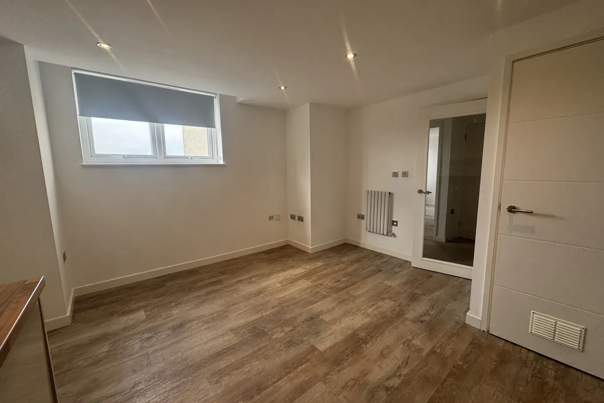 Flat Camborne Avenue in Aylesbury