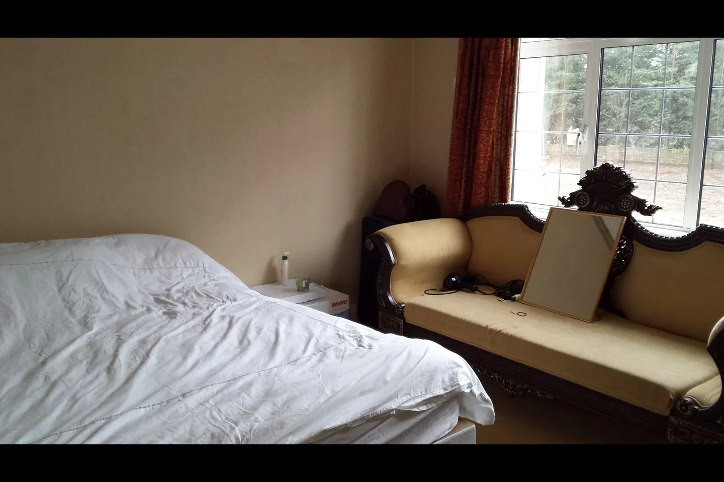 Room Crown Lane in Burnham