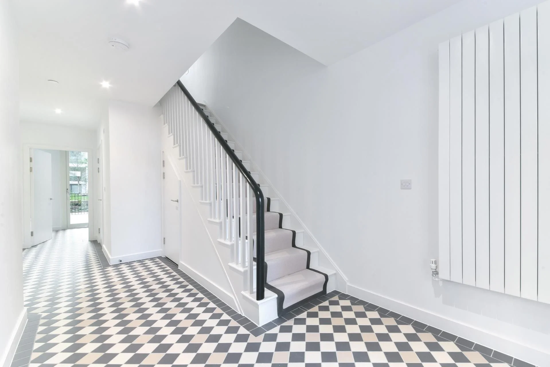 House Royal Crest Avenue in Greater London