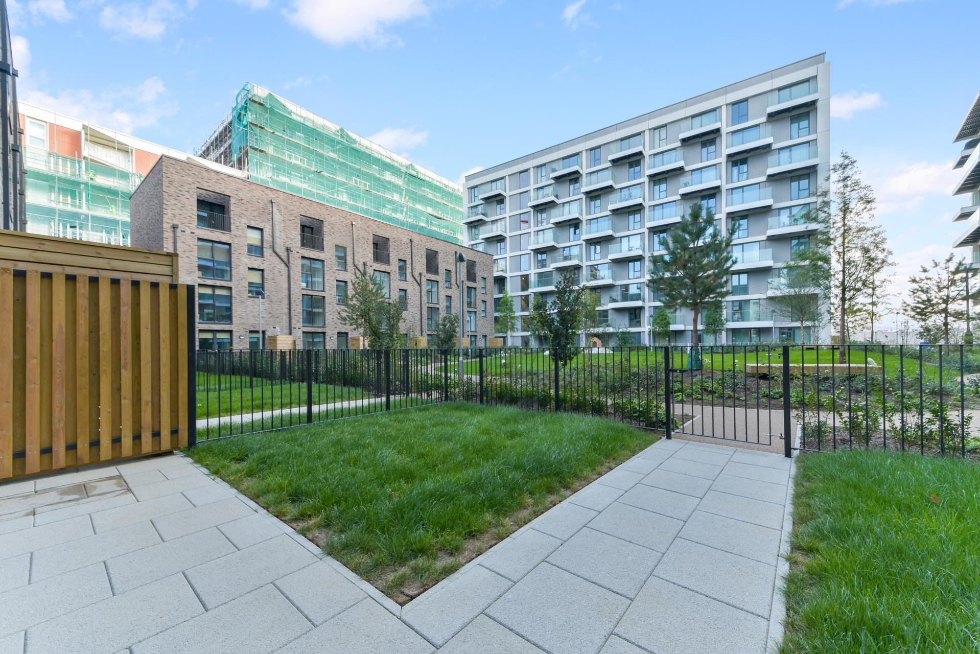 House Royal Crest Avenue in Greater London