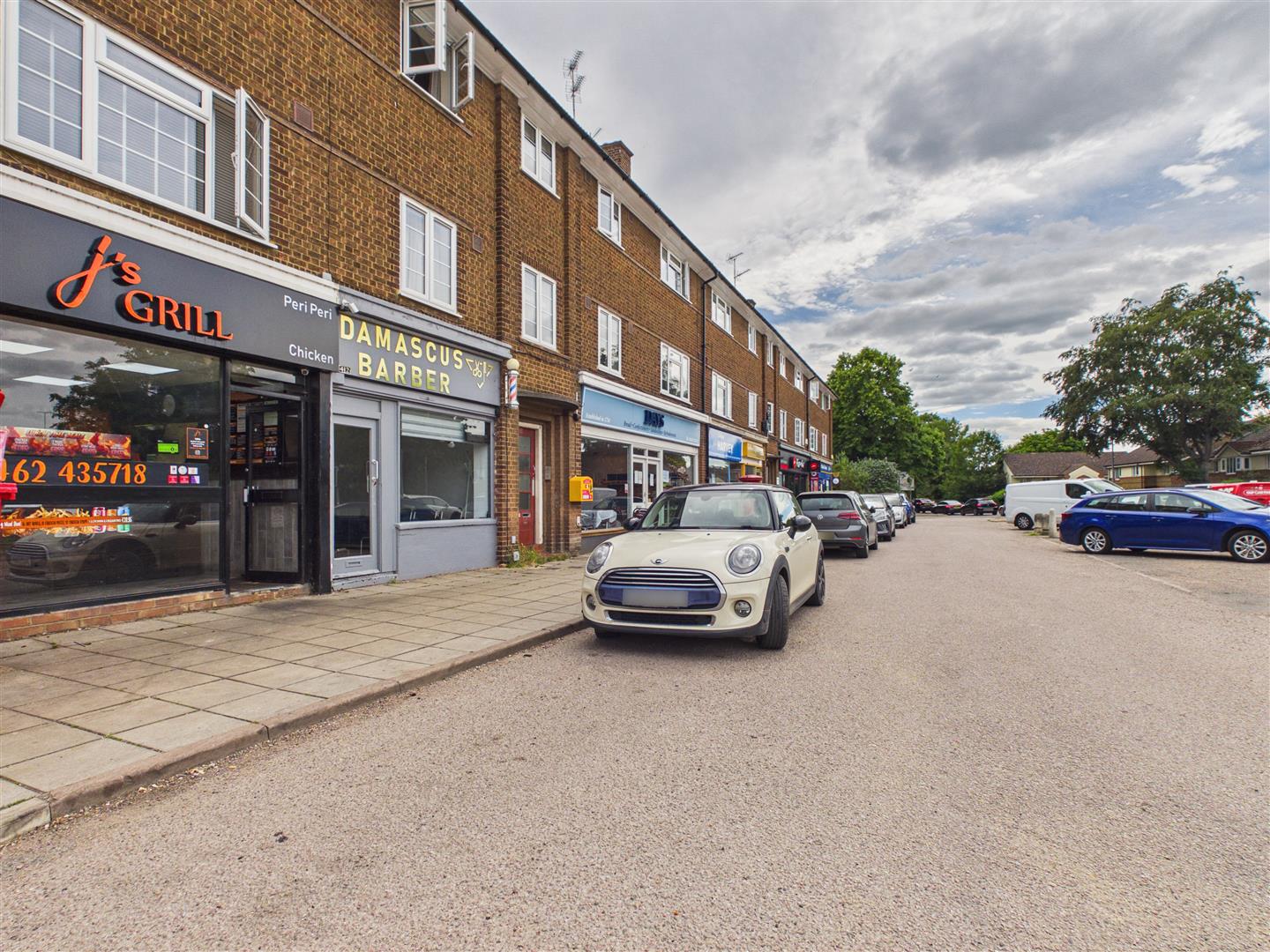 Flat Cambridge Road in North Hertfordshire