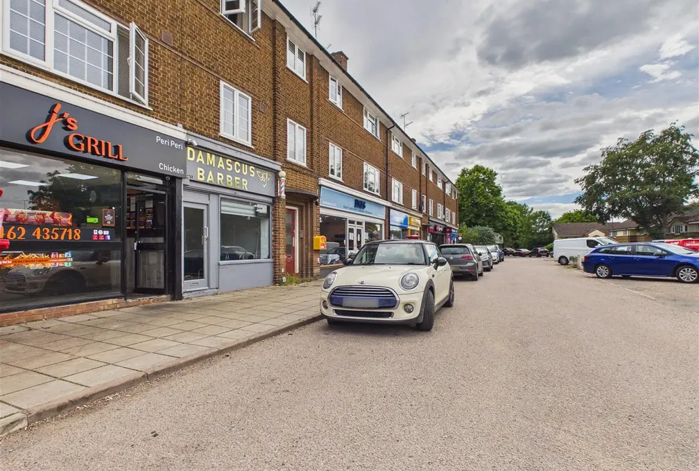 Flat Cambridge Road in North Hertfordshire