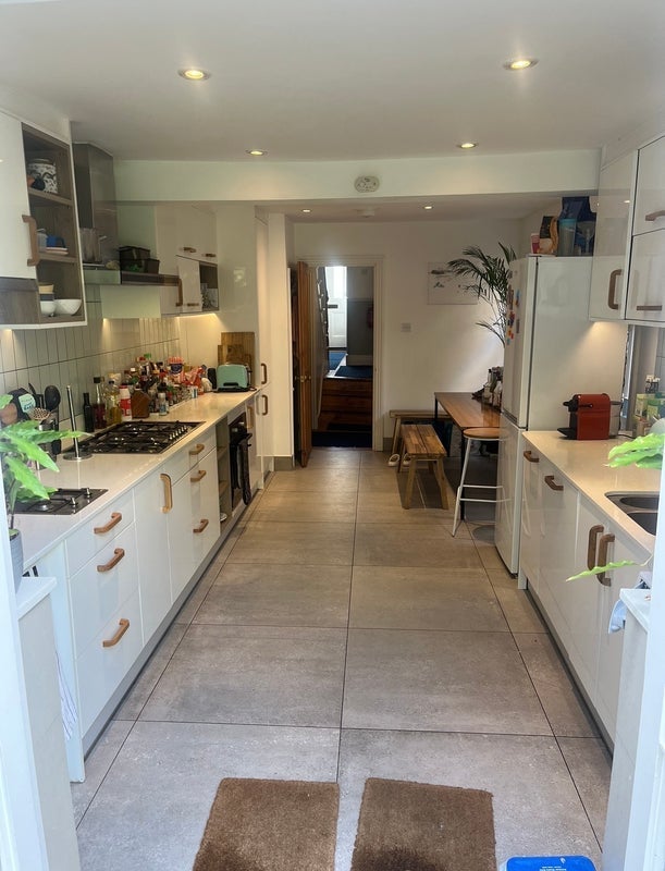 Room Bryantwood Road in Greater London