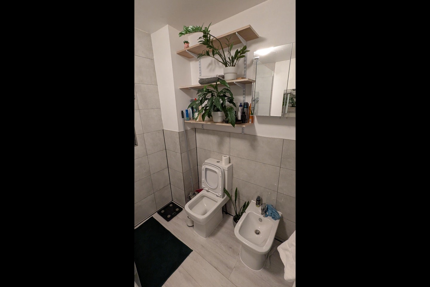 Room Tennison Road in Greater London