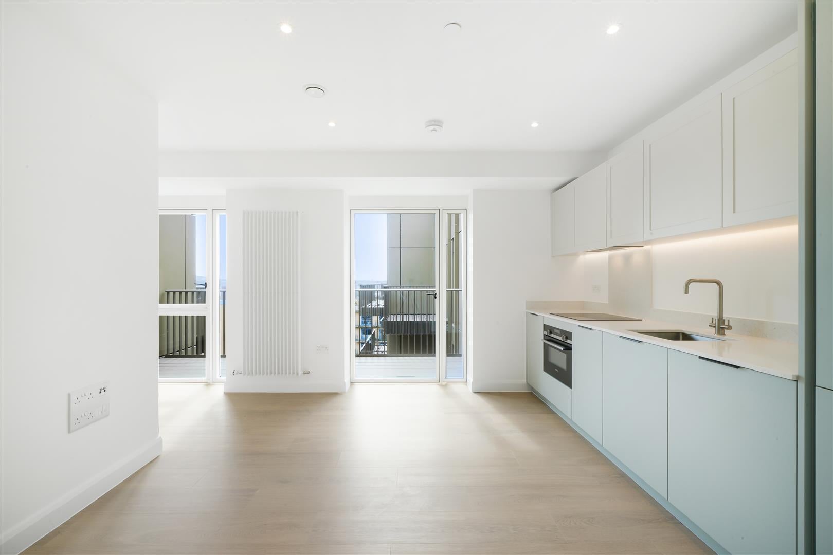 Flat ExCeL Marina in Greater London