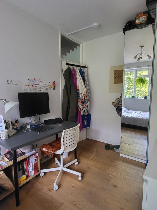 Flat Cambridge Gardens in Greater London
