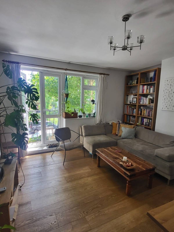 Flat Cambridge Gardens in Greater London