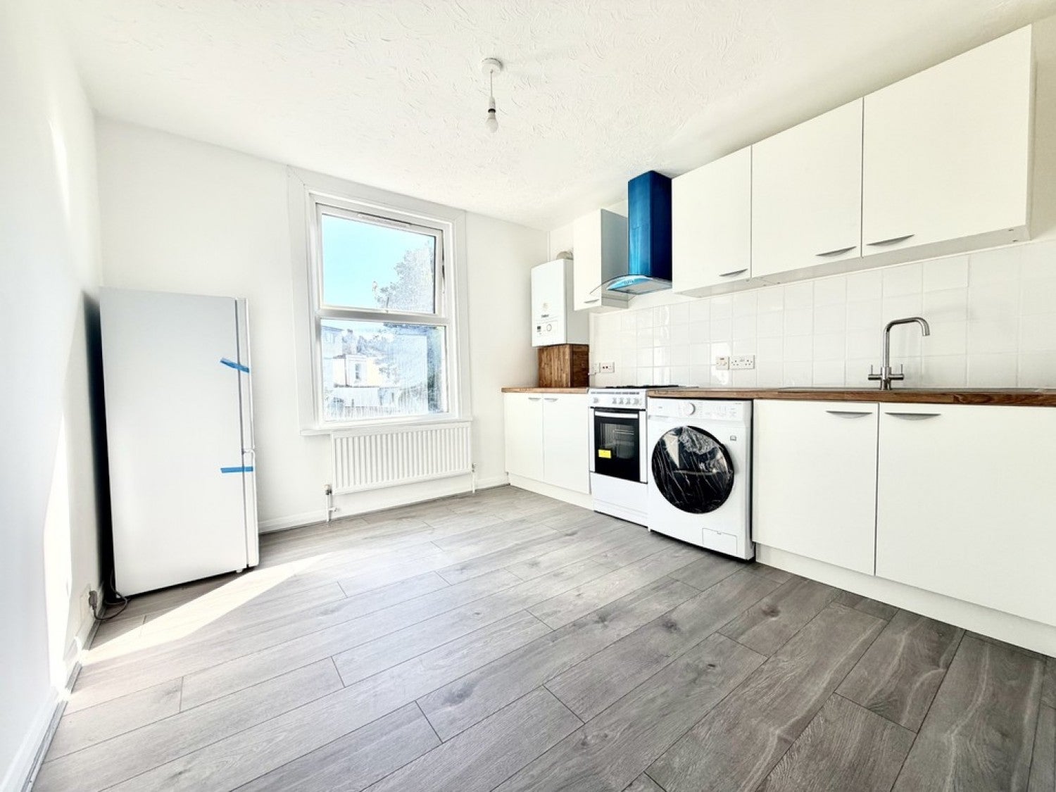 Flat Nova Road in Greater London