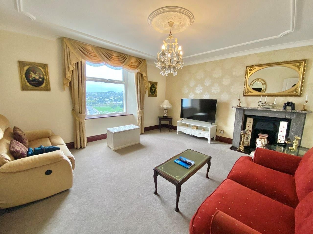 Flat Warren Road in Torquay
