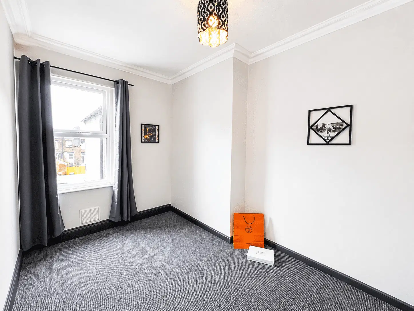 Flat Austhorpe Road in Leeds