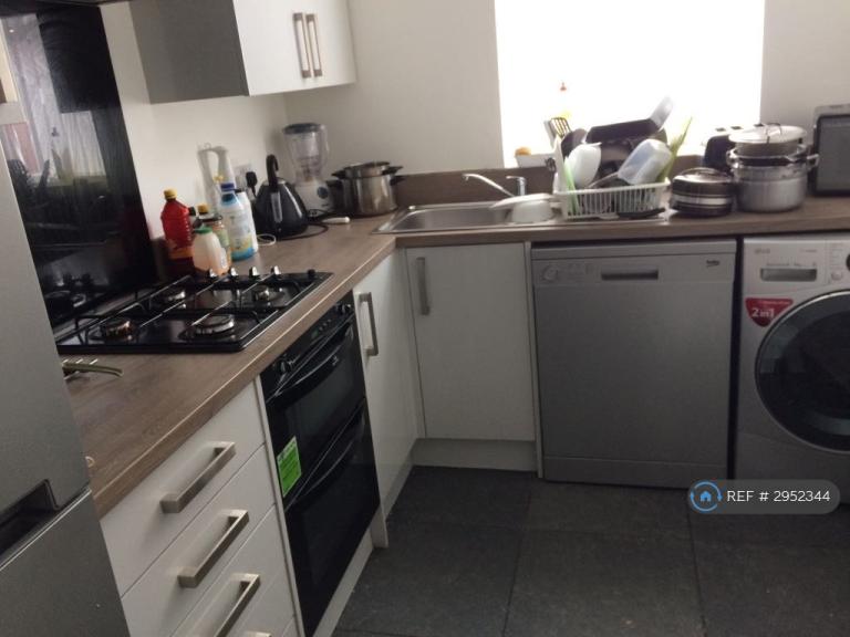 Room Ventnor Street in Salford
