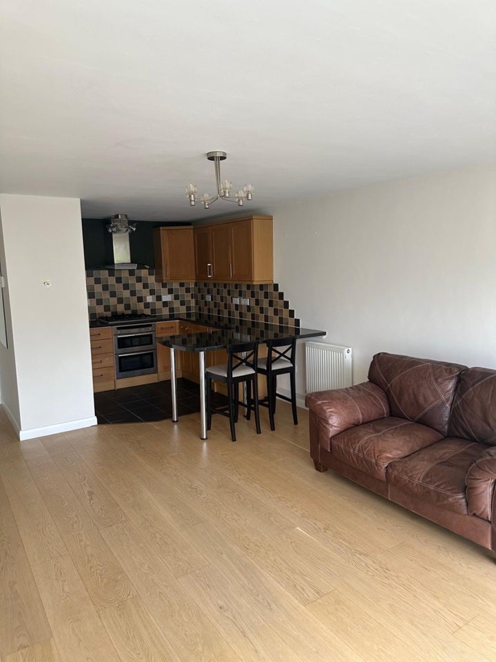 Flat Lambton Road in Greater London