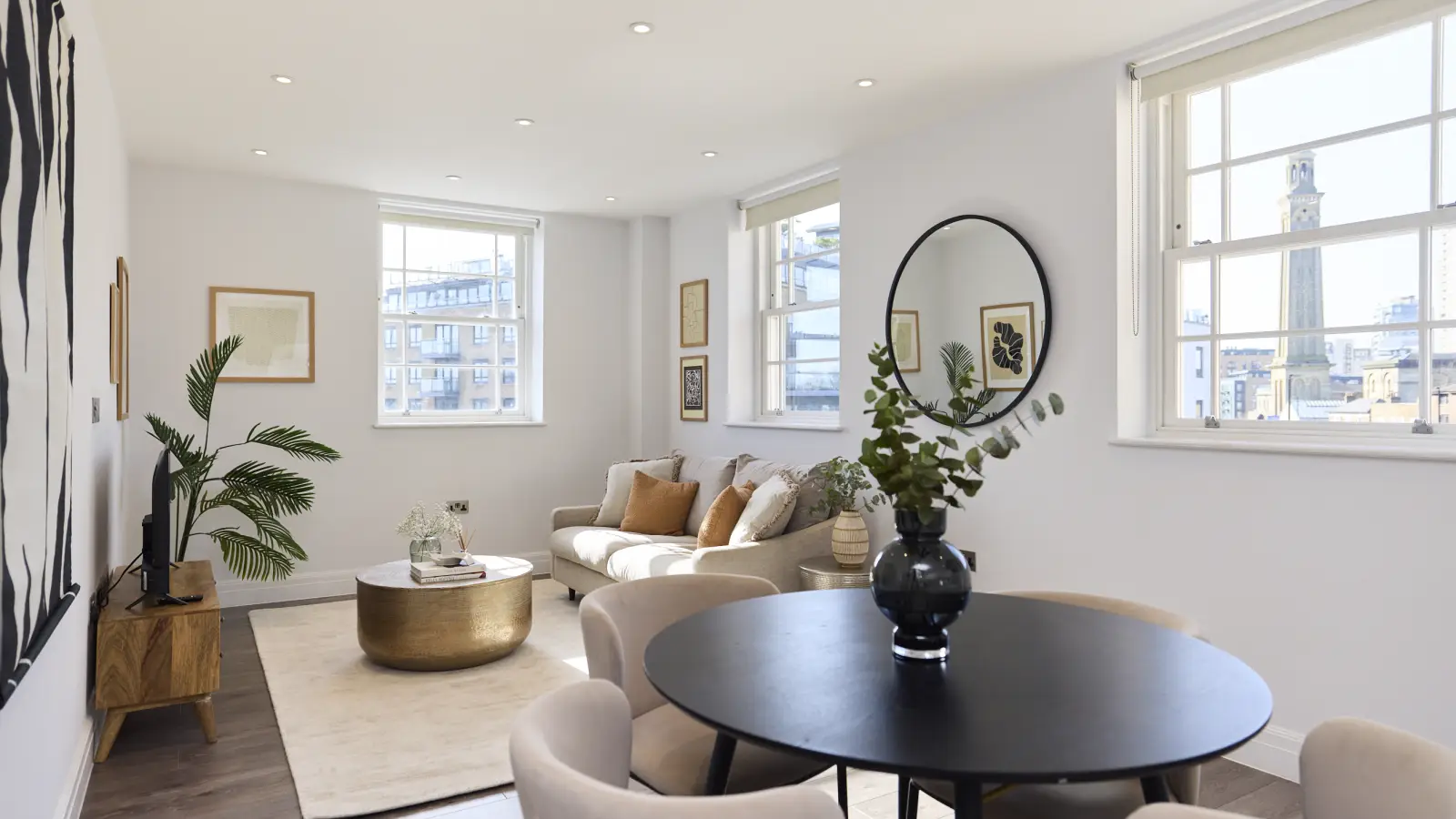 Flat Kew Bridge Court in Greater London