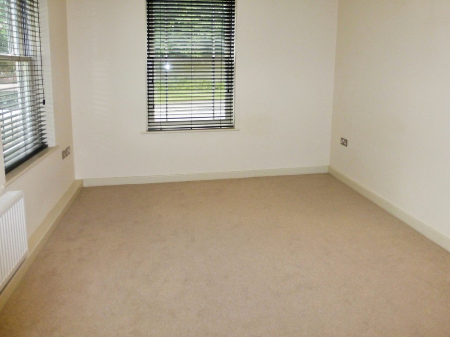 Flat Stephenson Place in West Suffolk