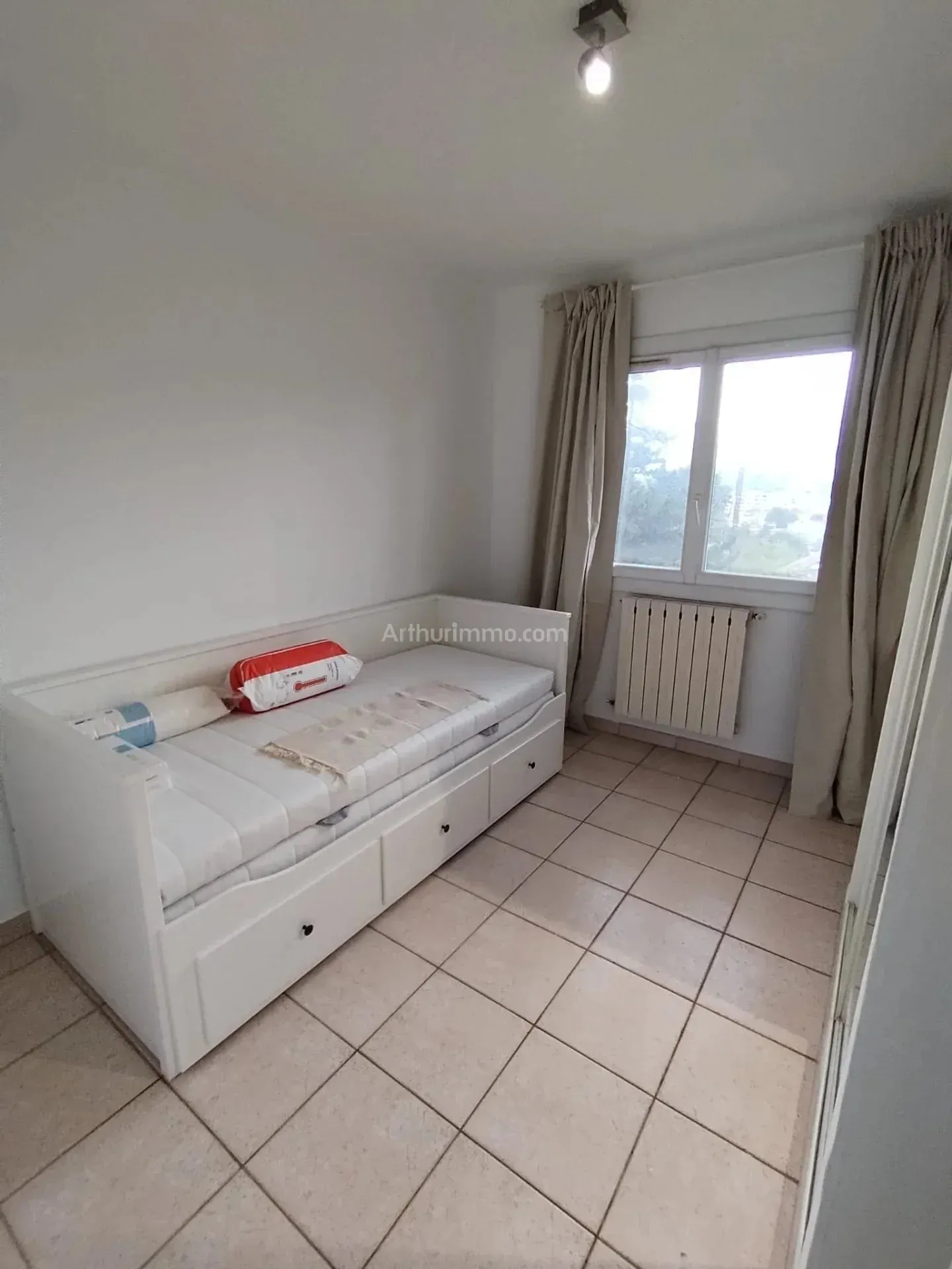 Flat Rue d'Aubagne in Marseille